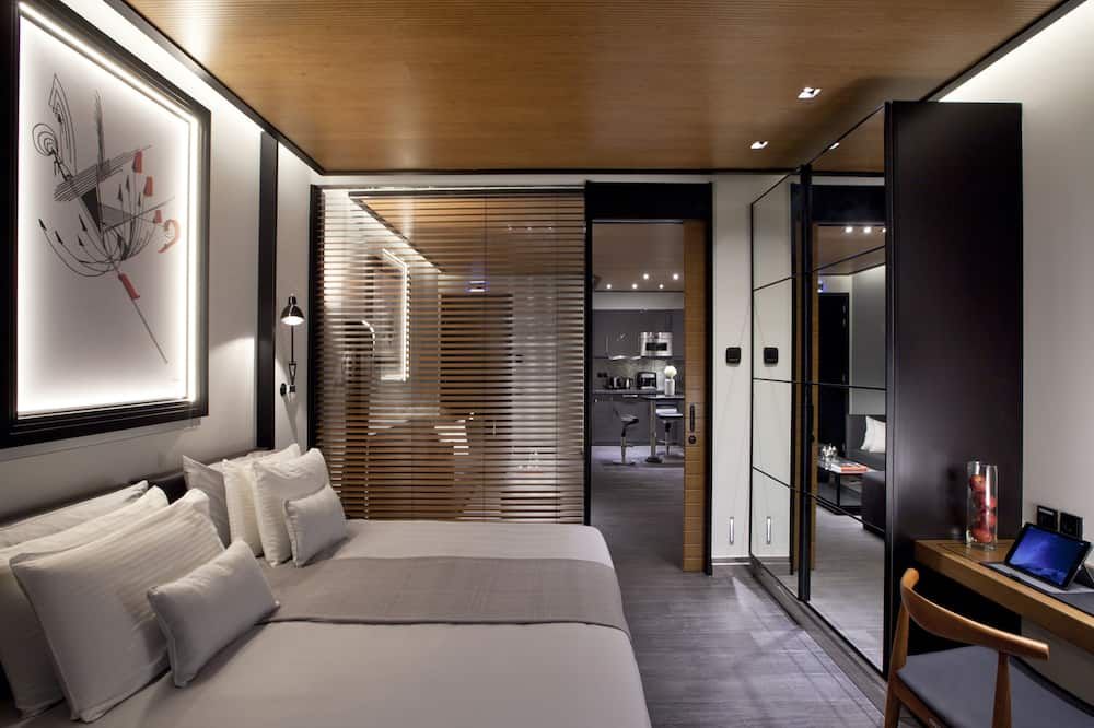 آخر