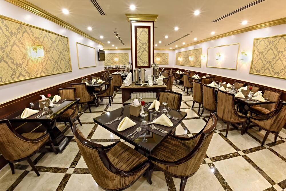 مطعم