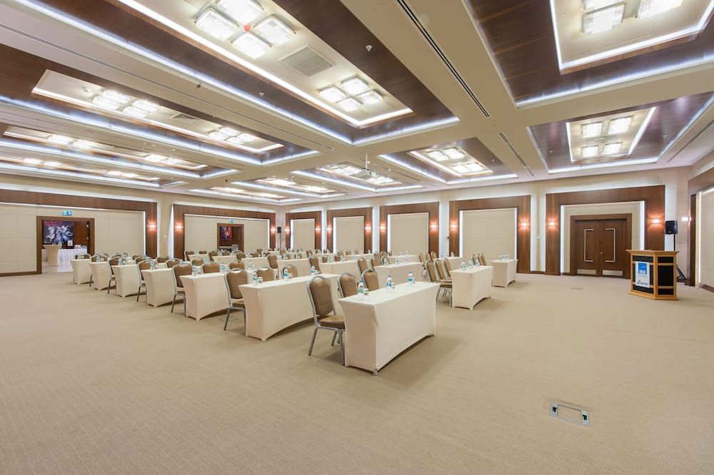 غرفة الاجتماعات