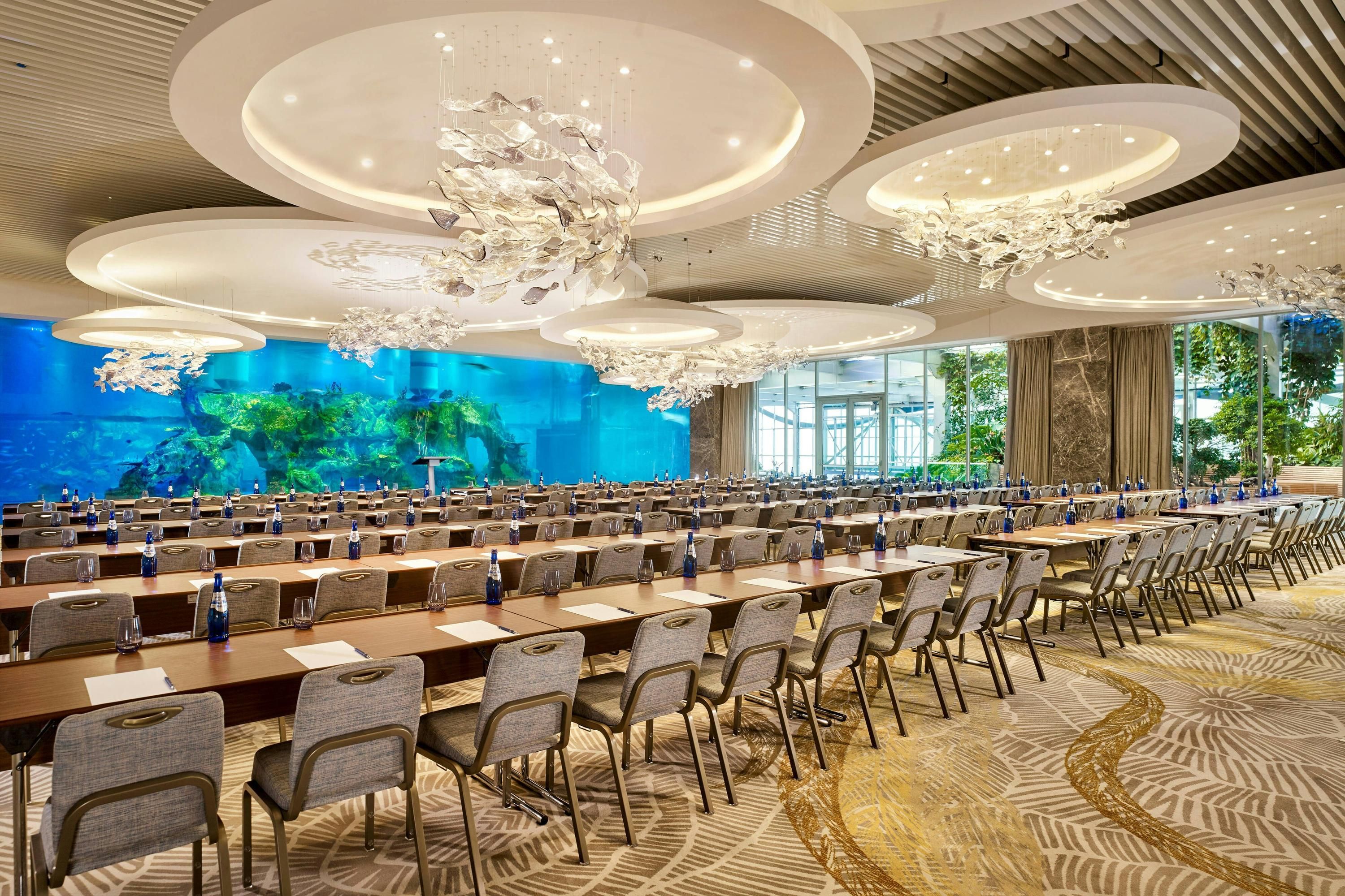 غرفة الاجتماعات