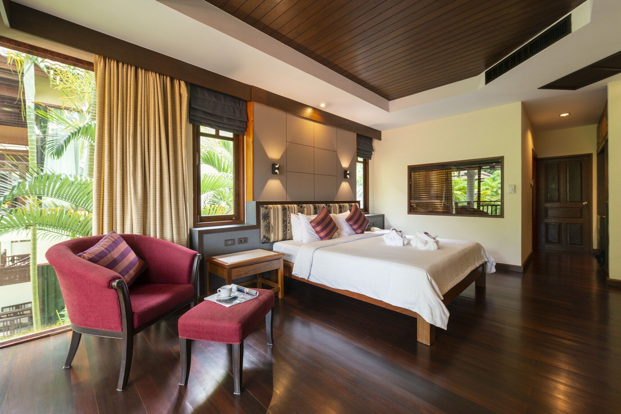 آخر