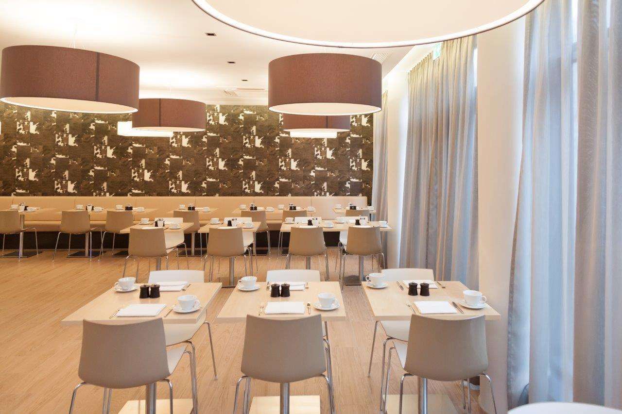 غرفة طعام صورة