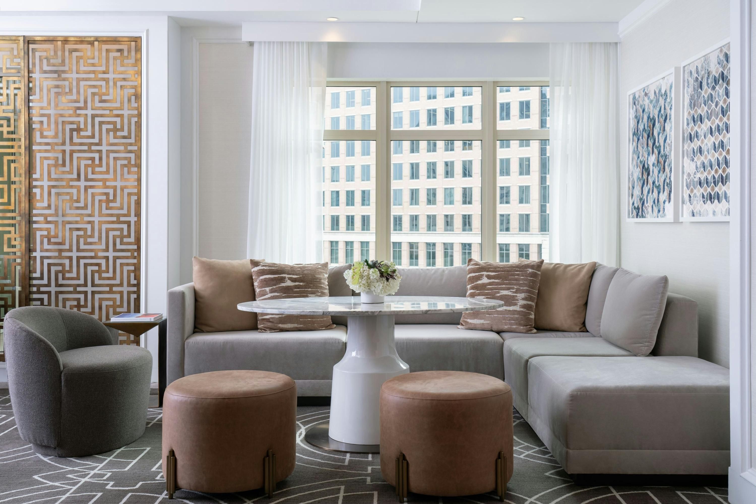 غرفة الاجتماعات