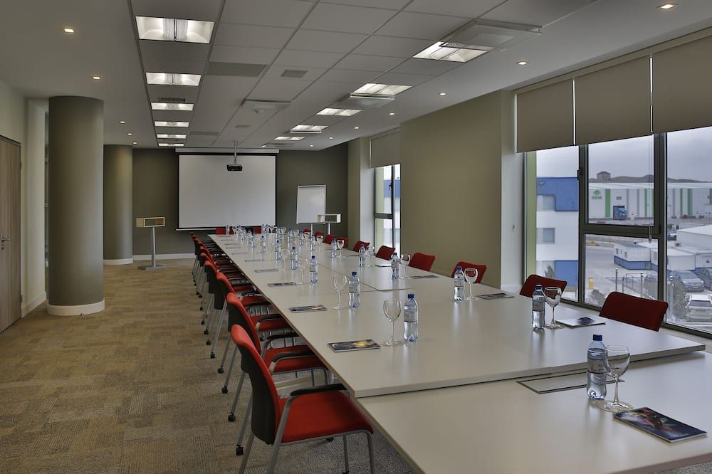 غرفة الاجتماعات