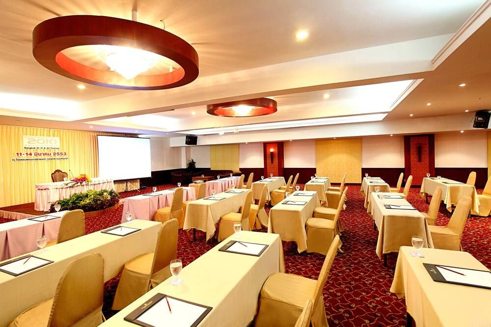 غرفة الاجتماعات