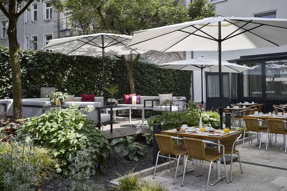 شرفة مرصوفة