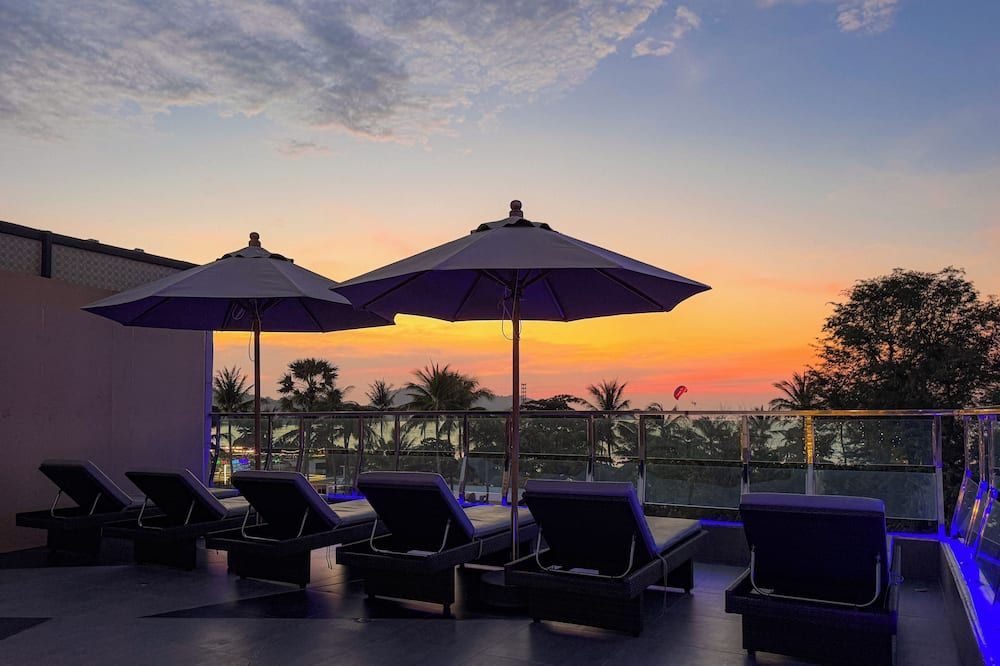 شرفة مرصوفة