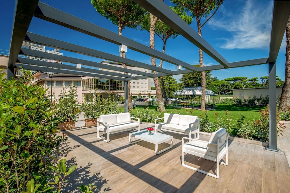 شرفة مرصوفة صورة