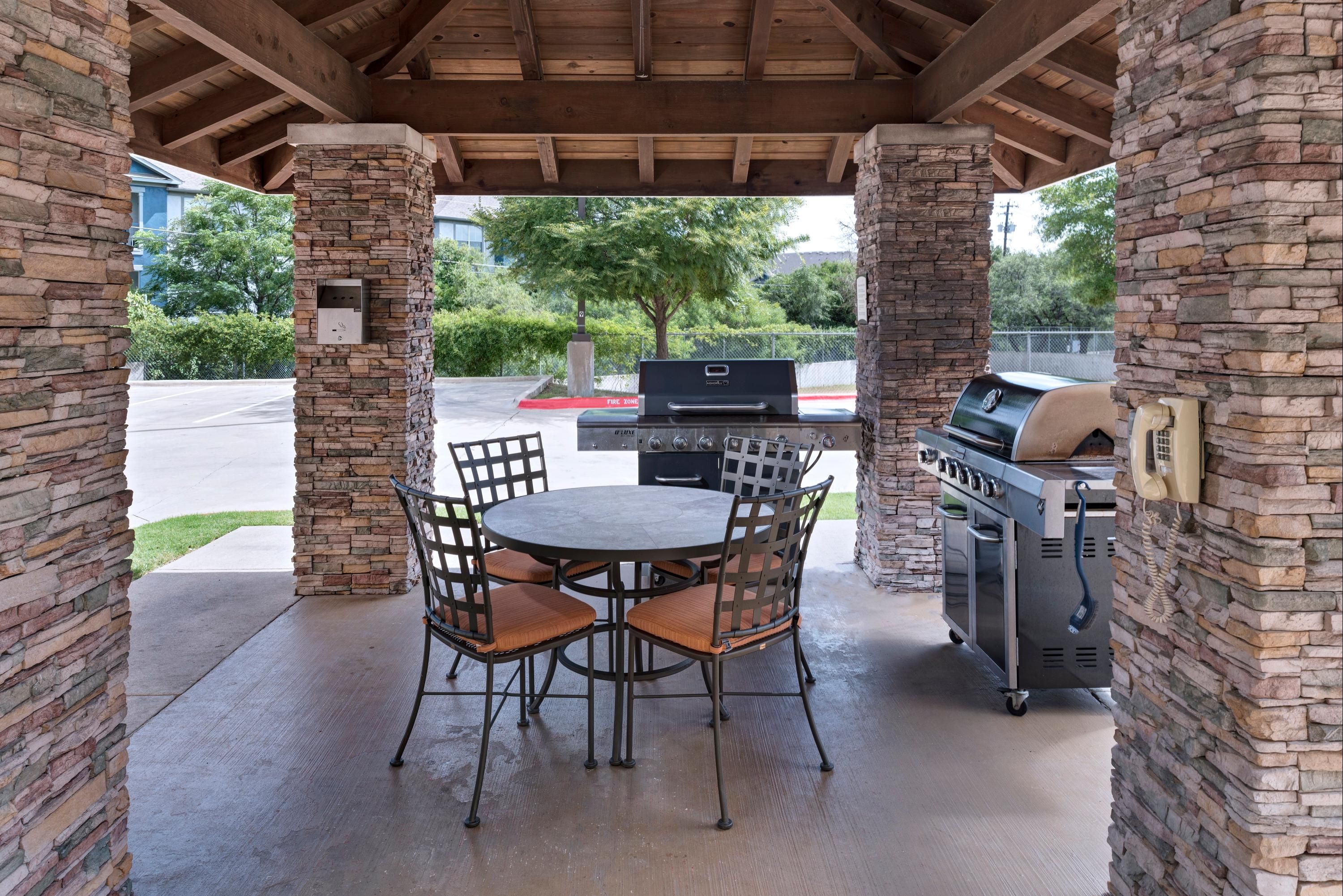 شرفة مرصوفة