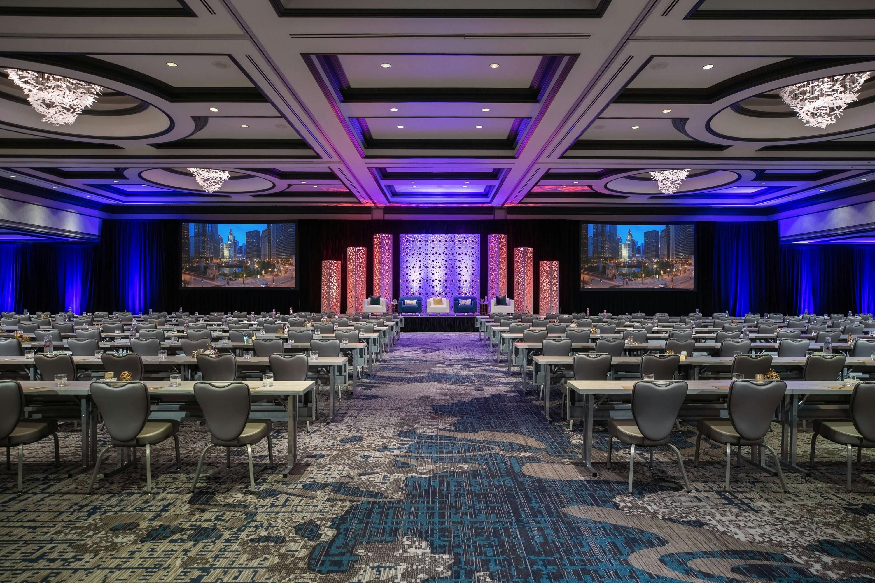 غرفة الاجتماعات