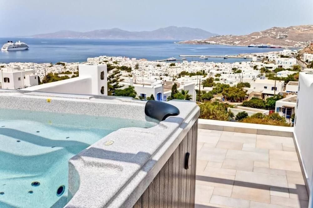 شرفة مرصوفة