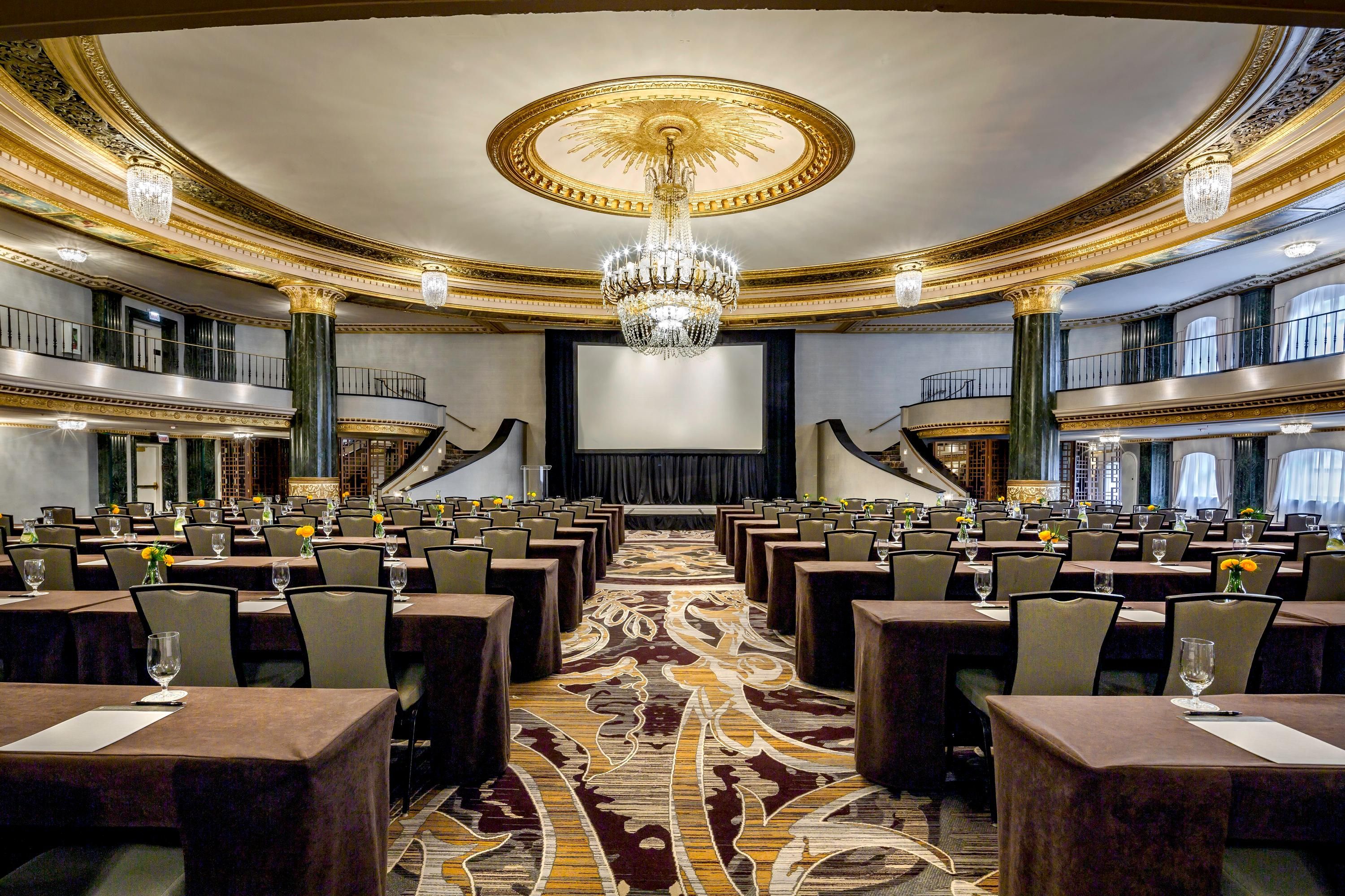 غرفة الاجتماعات