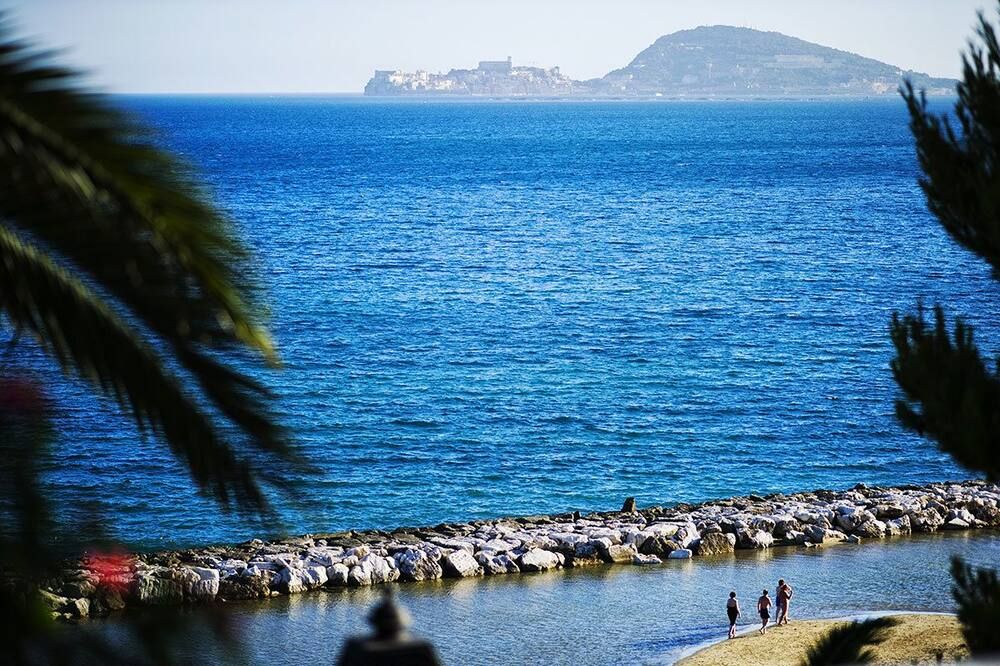 آخر صورة