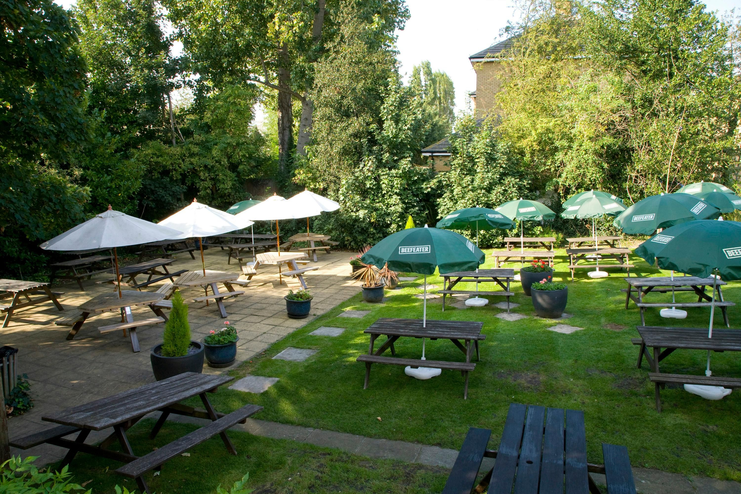 شرفة مرصوفة