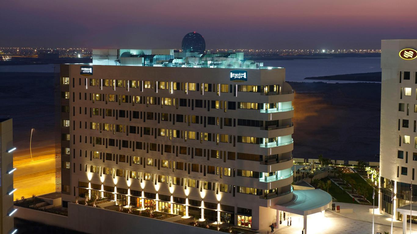 أجنحة ستايبريدج جزيرة ياس أبو ظبي، أحد فنادق آي إتش جي