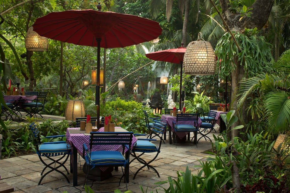 شرفة مرصوفة