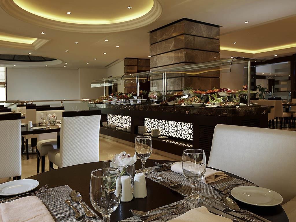 مطعم