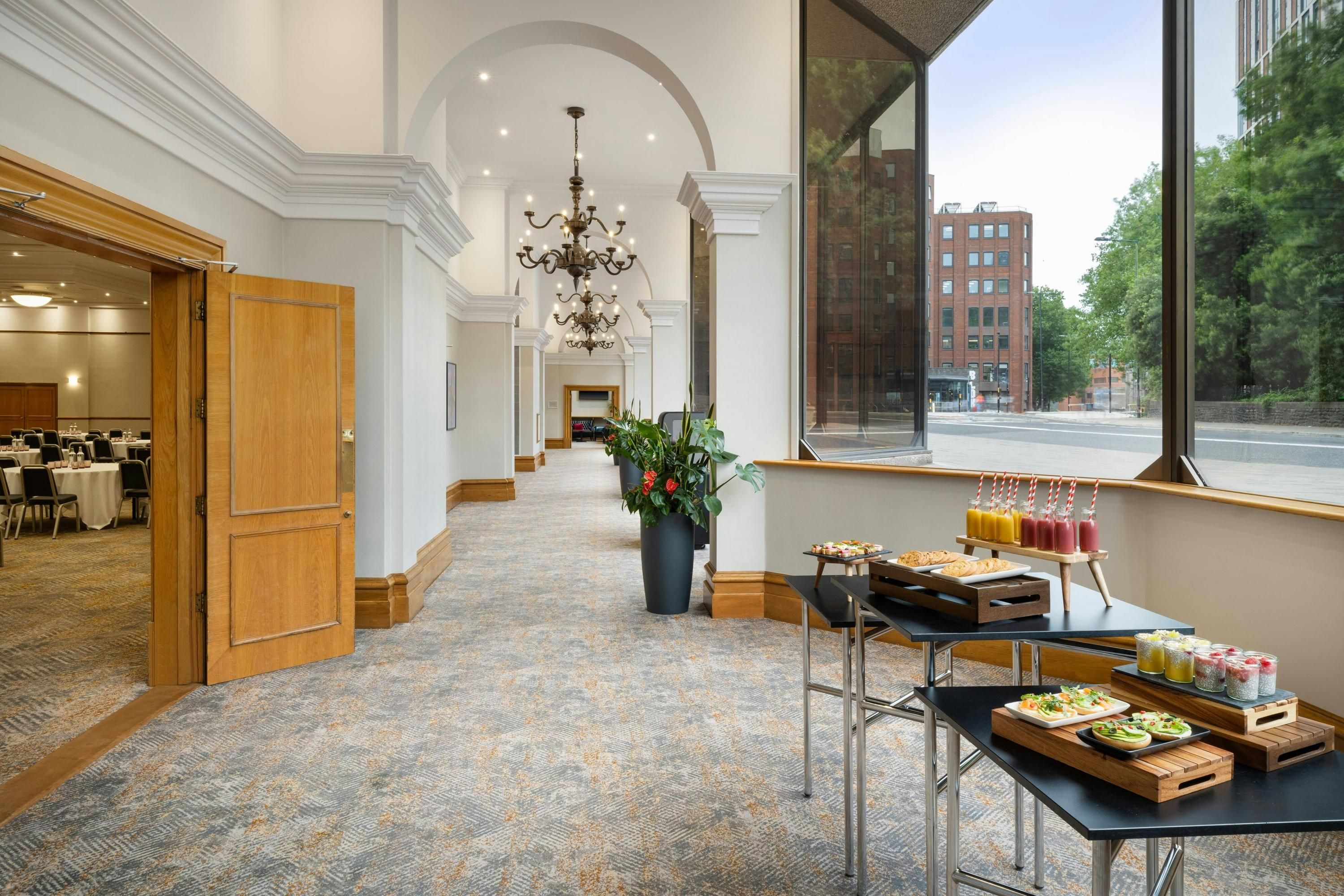 غرفة الاجتماعات