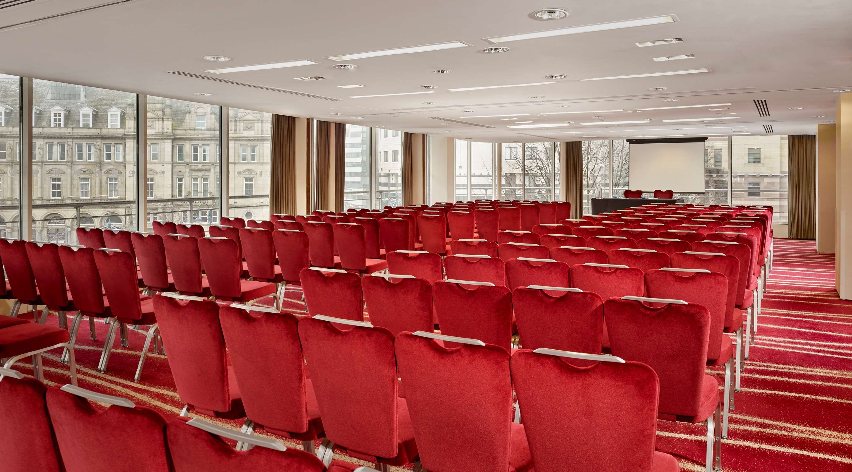 غرفة الاجتماعات