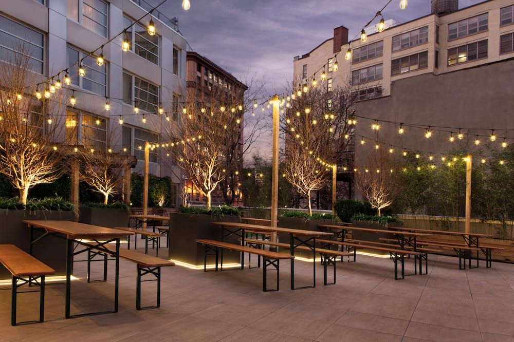 شرفة مرصوفة