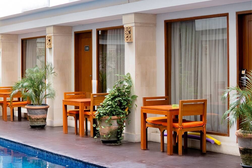 شرفة مرصوفة