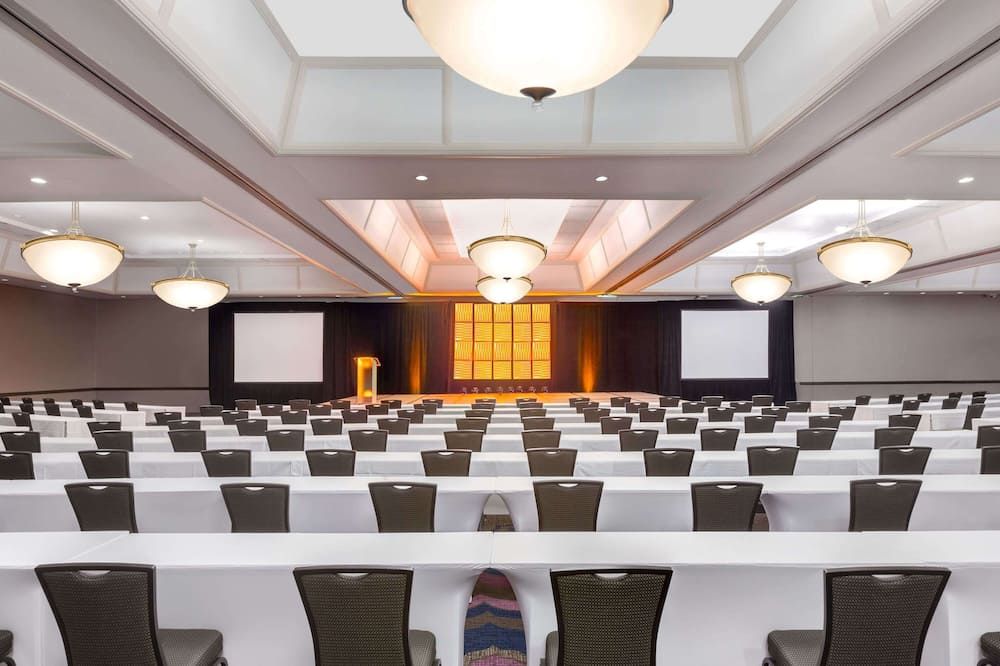 غرفة الاجتماعات