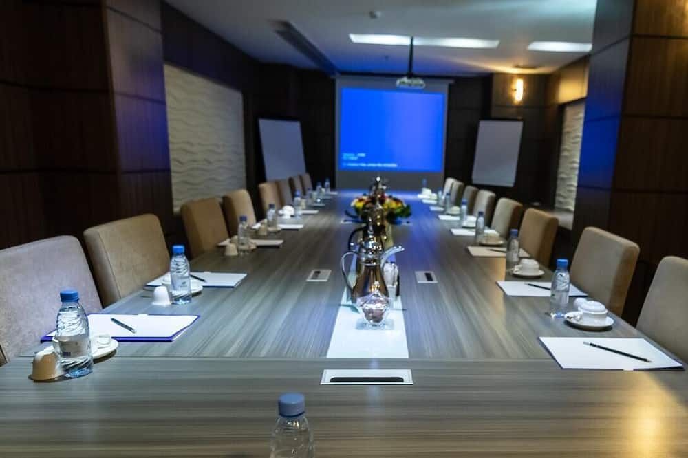 غرفة الاجتماعات