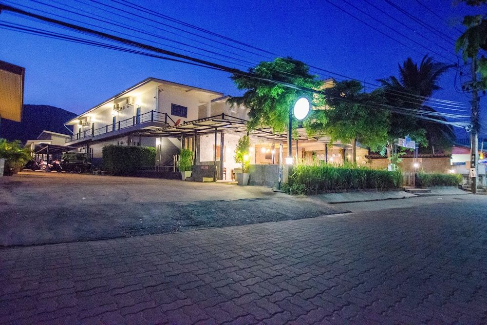 شرفة مرصوفة