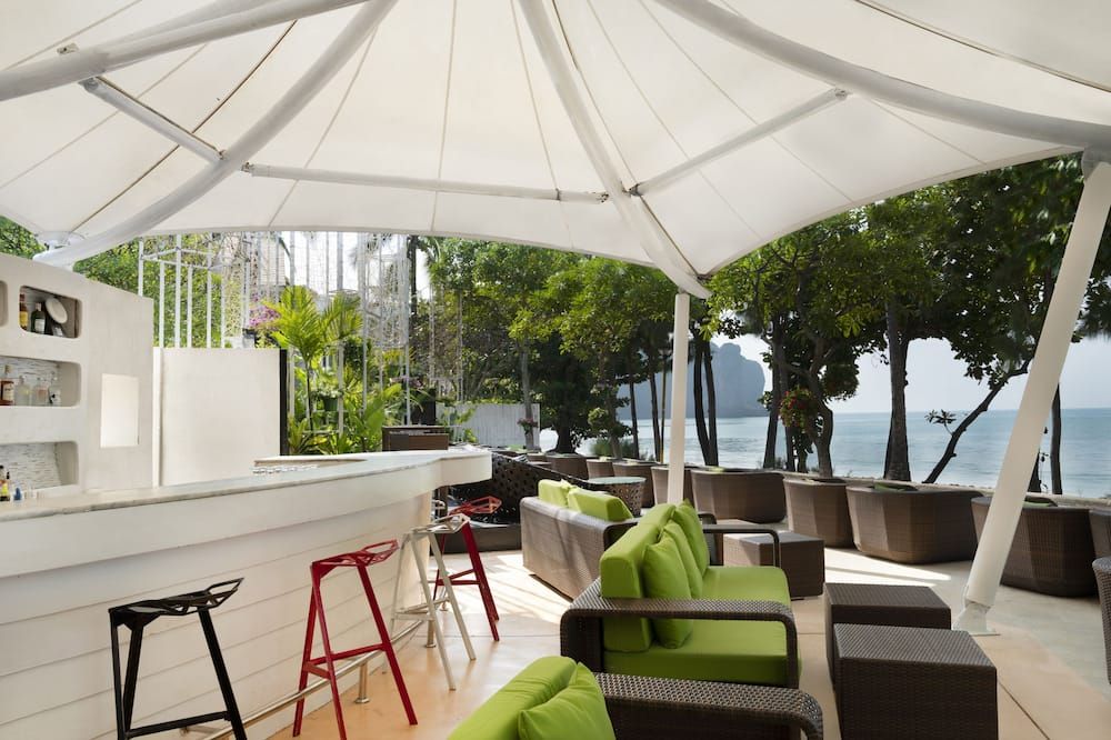 شرفة مرصوفة