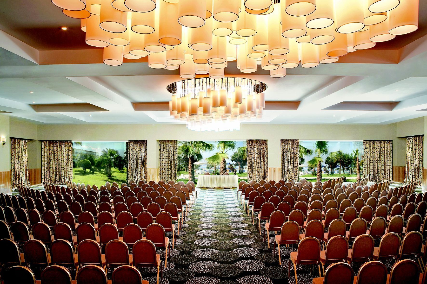 غرفة الاجتماعات