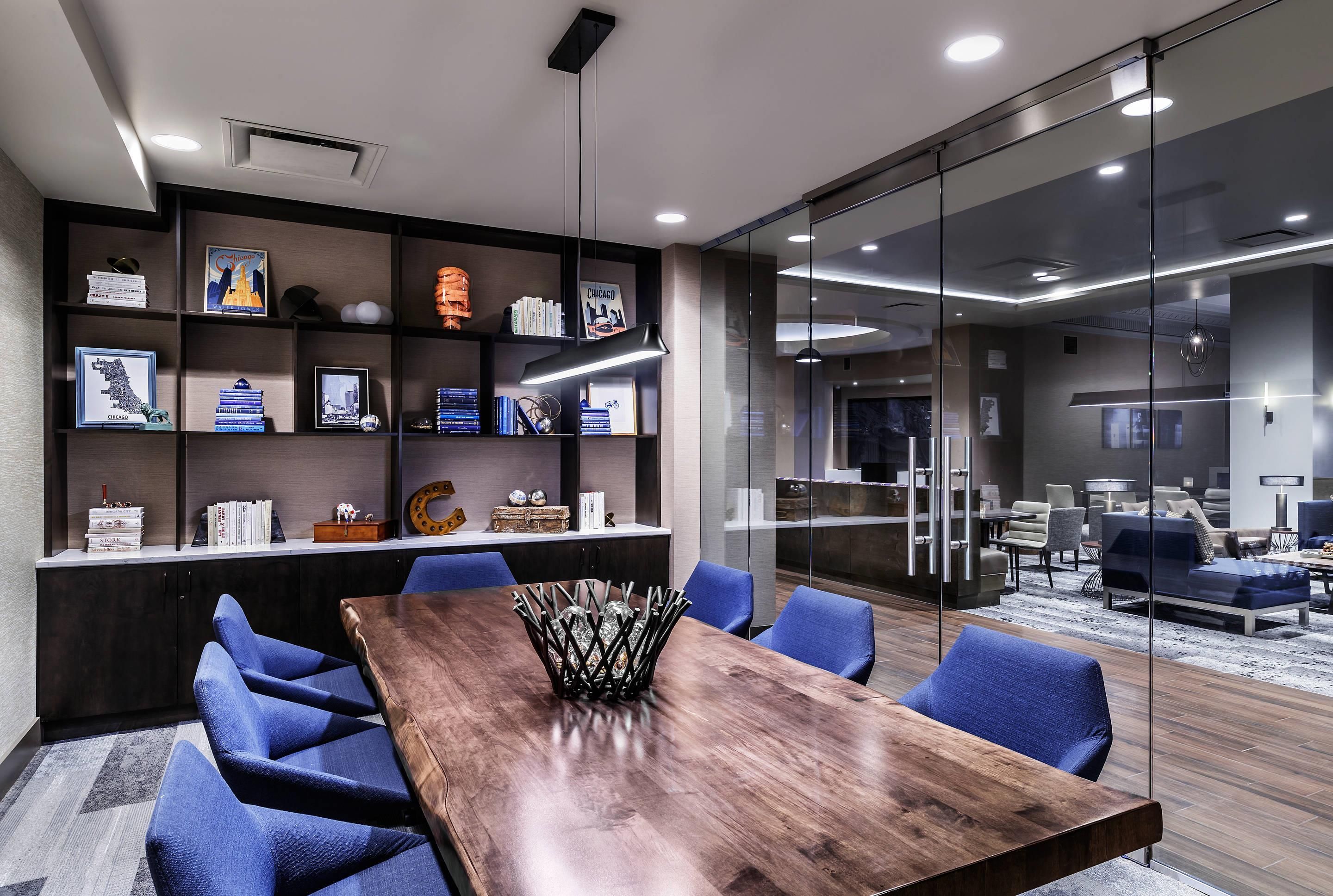 غرفة الاجتماعات