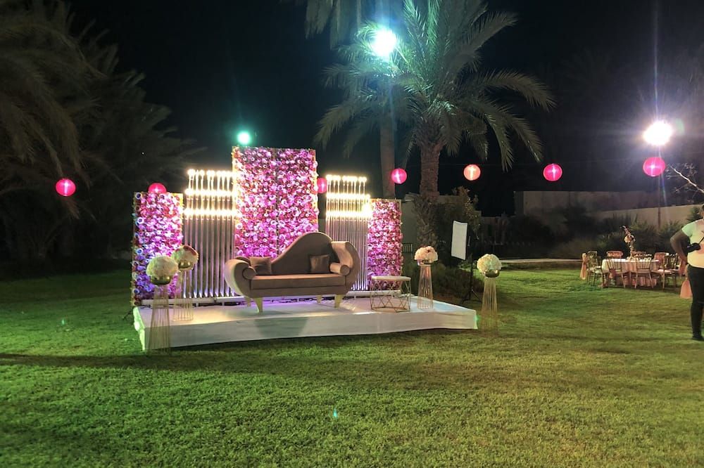 شرفة مرصوفة