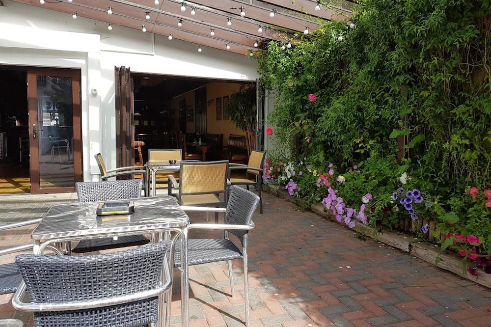 شرفة مرصوفة صورة