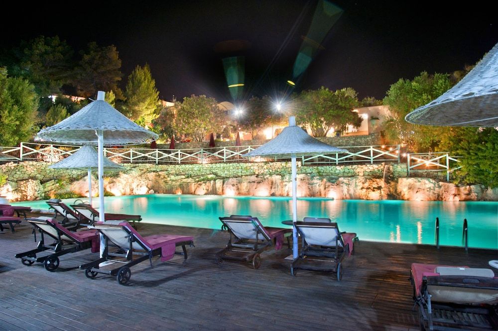 حوض السباحة صورة