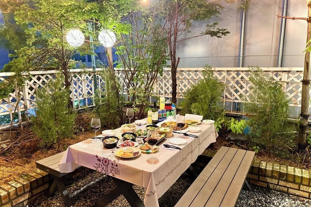 شرفة مرصوفة