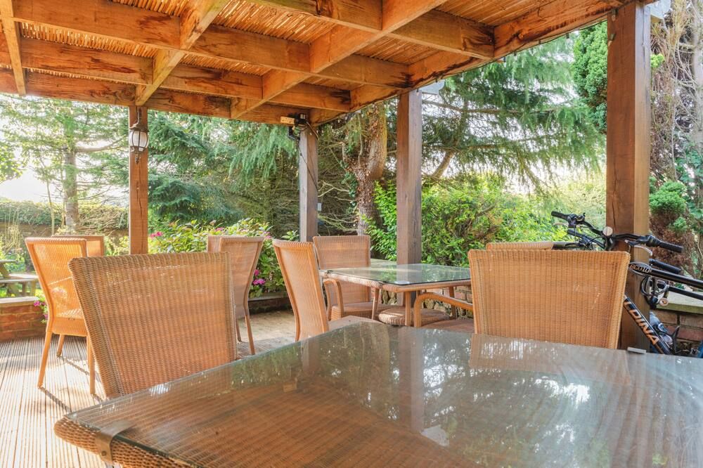 شرفة مرصوفة