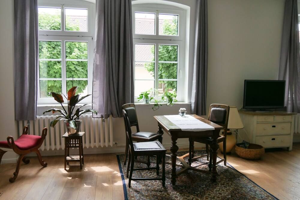 غرفة طعام صورة