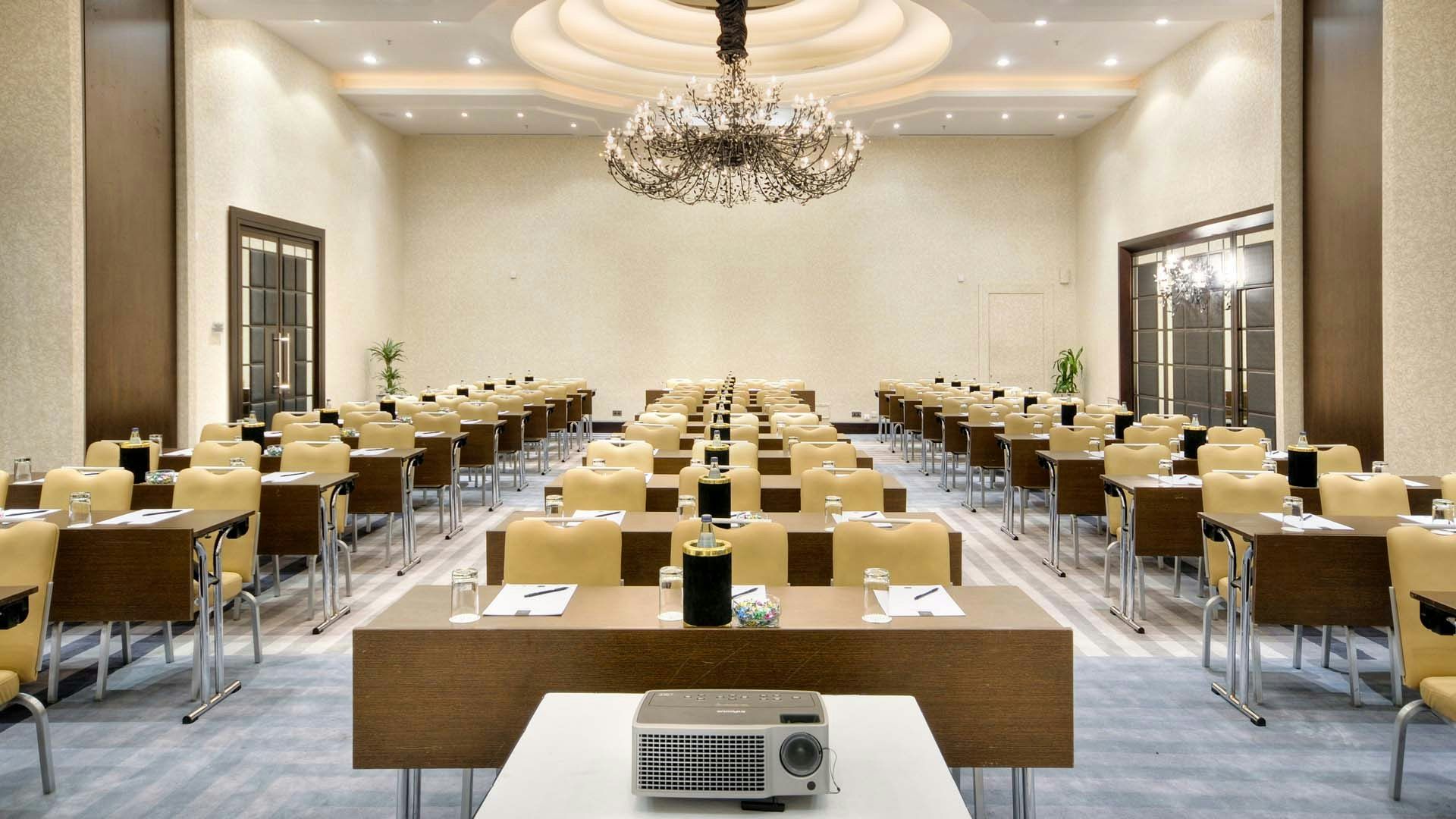 غرفة الاجتماعات