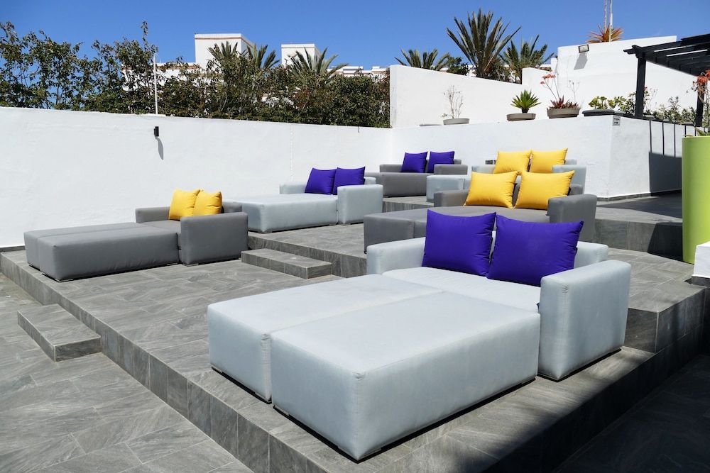 شرفة مرصوفة صورة