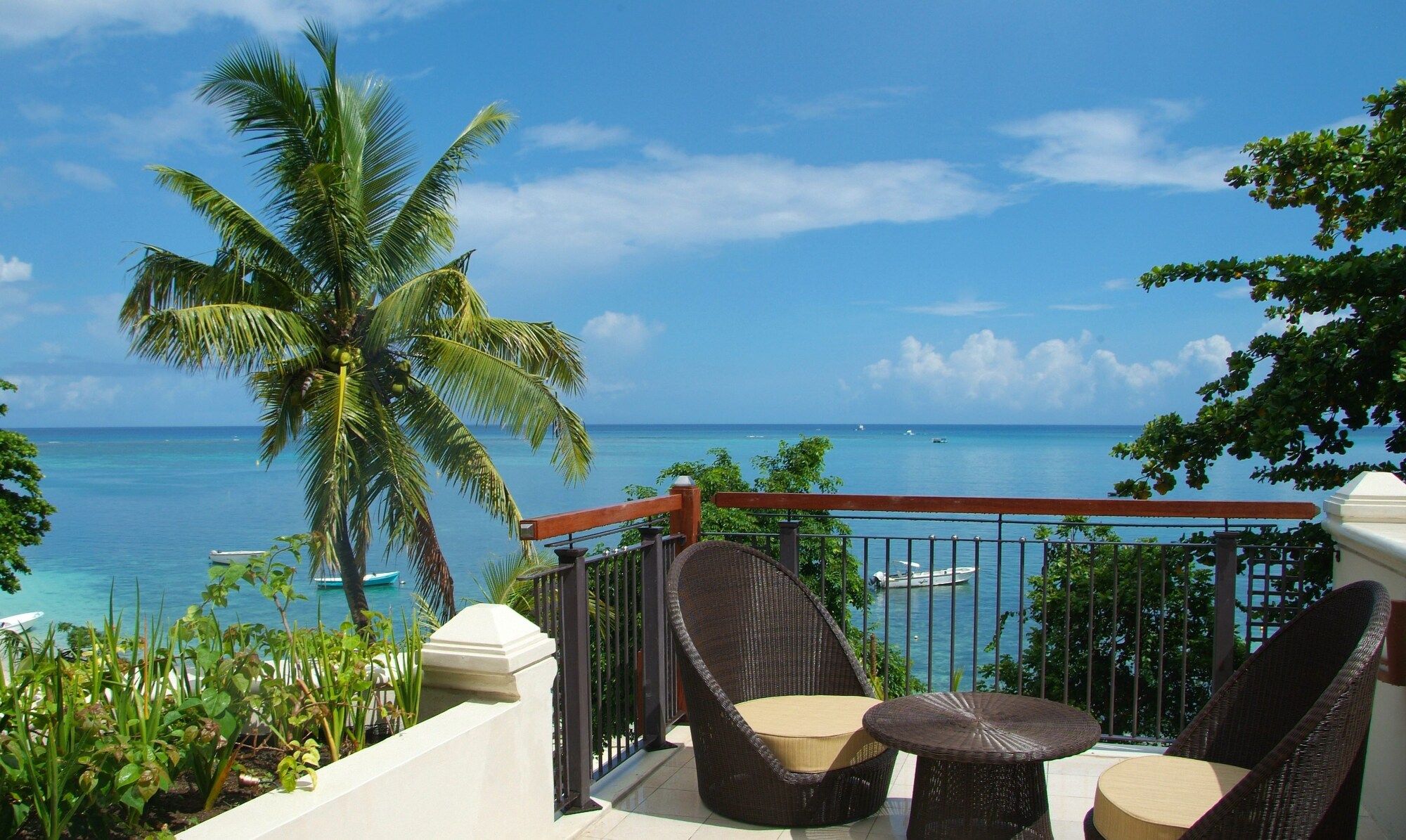 آخر