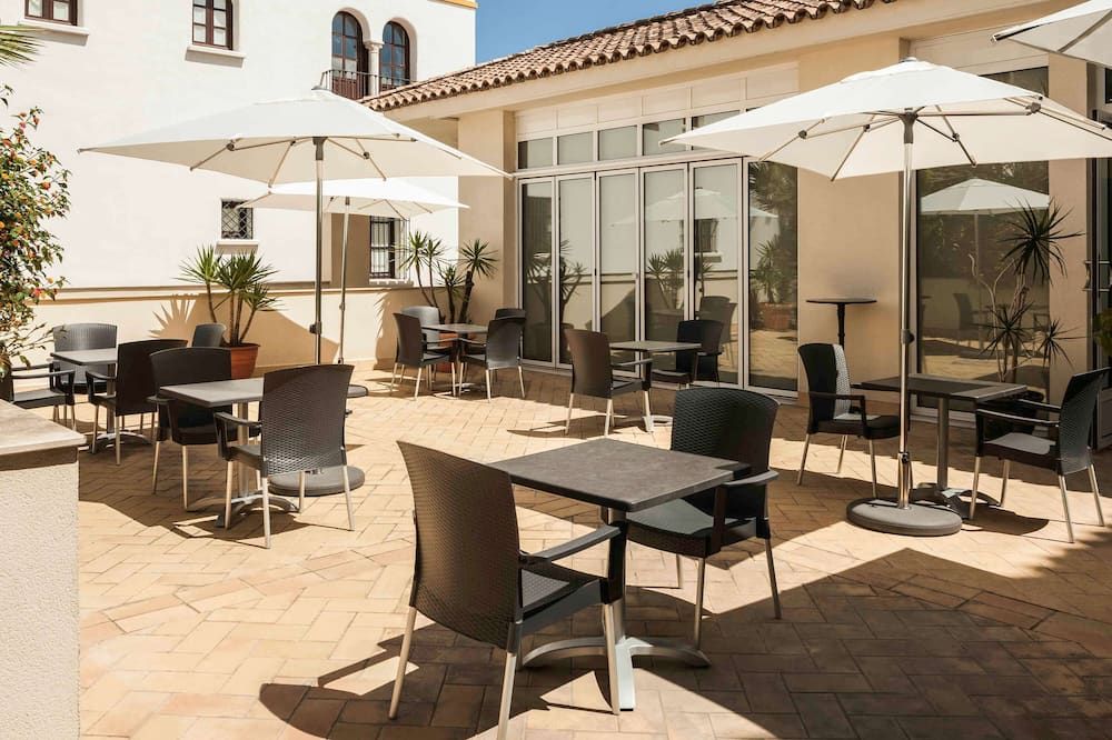 شرفة مرصوفة صورة