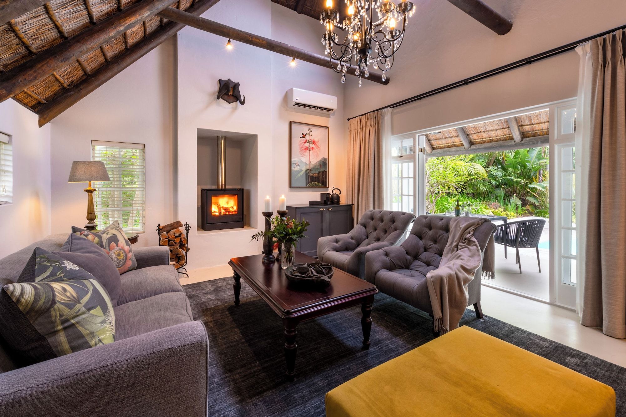 غرفة معيشة صورة