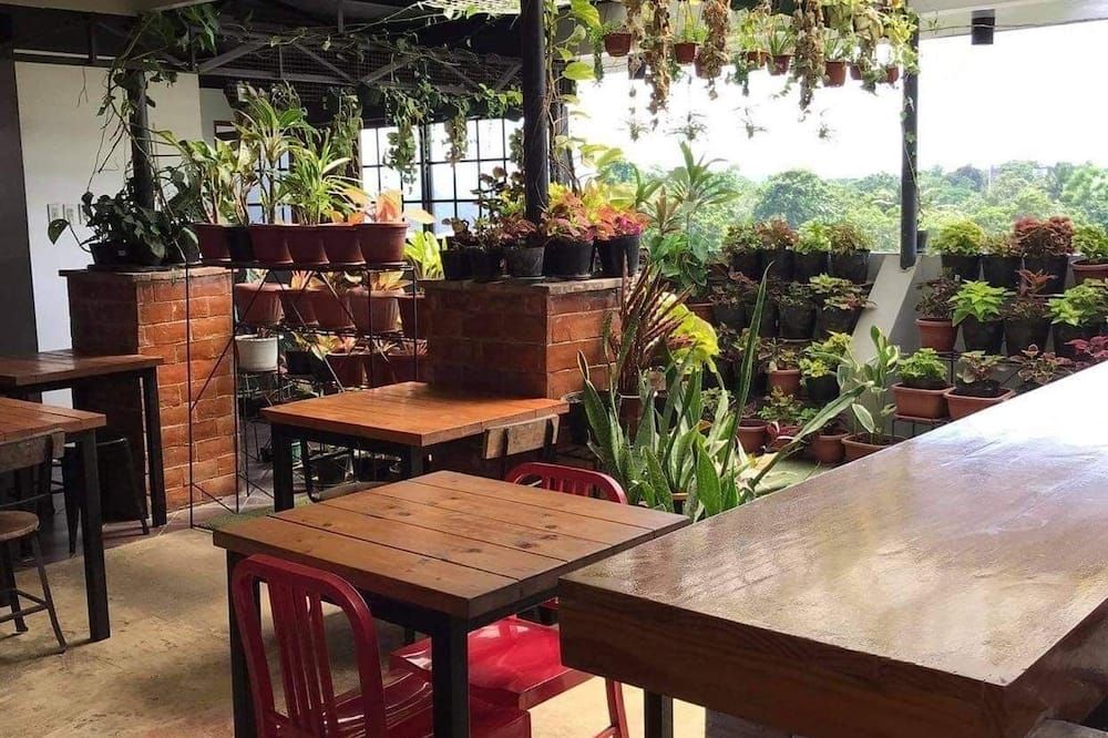 شرفة مرصوفة