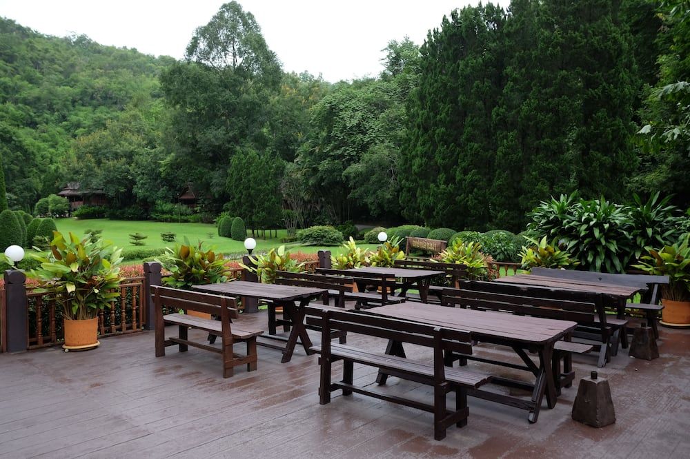 شرفة مرصوفة