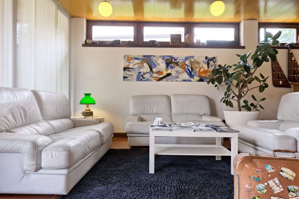 غرفة معيشة صورة