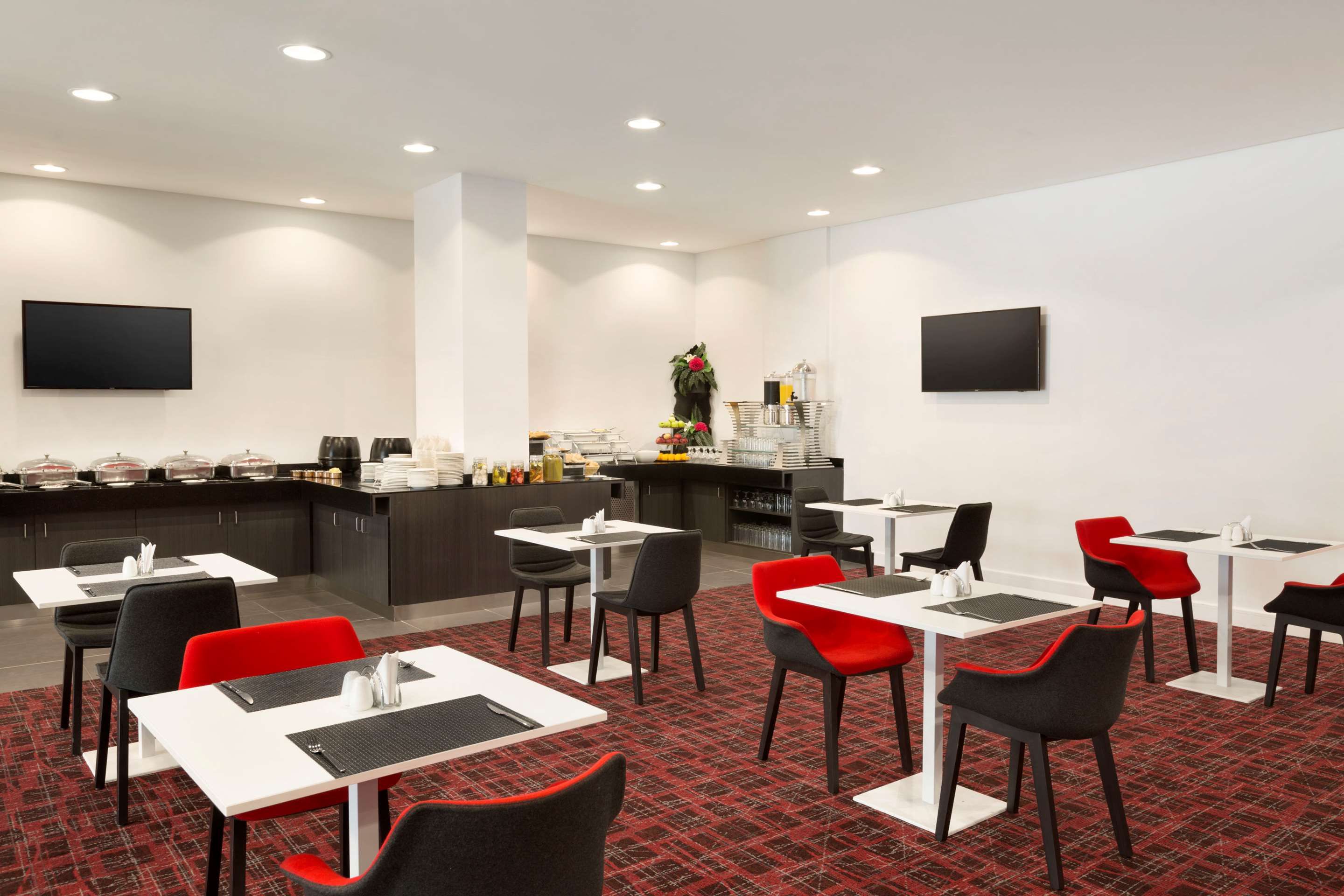 مطعم