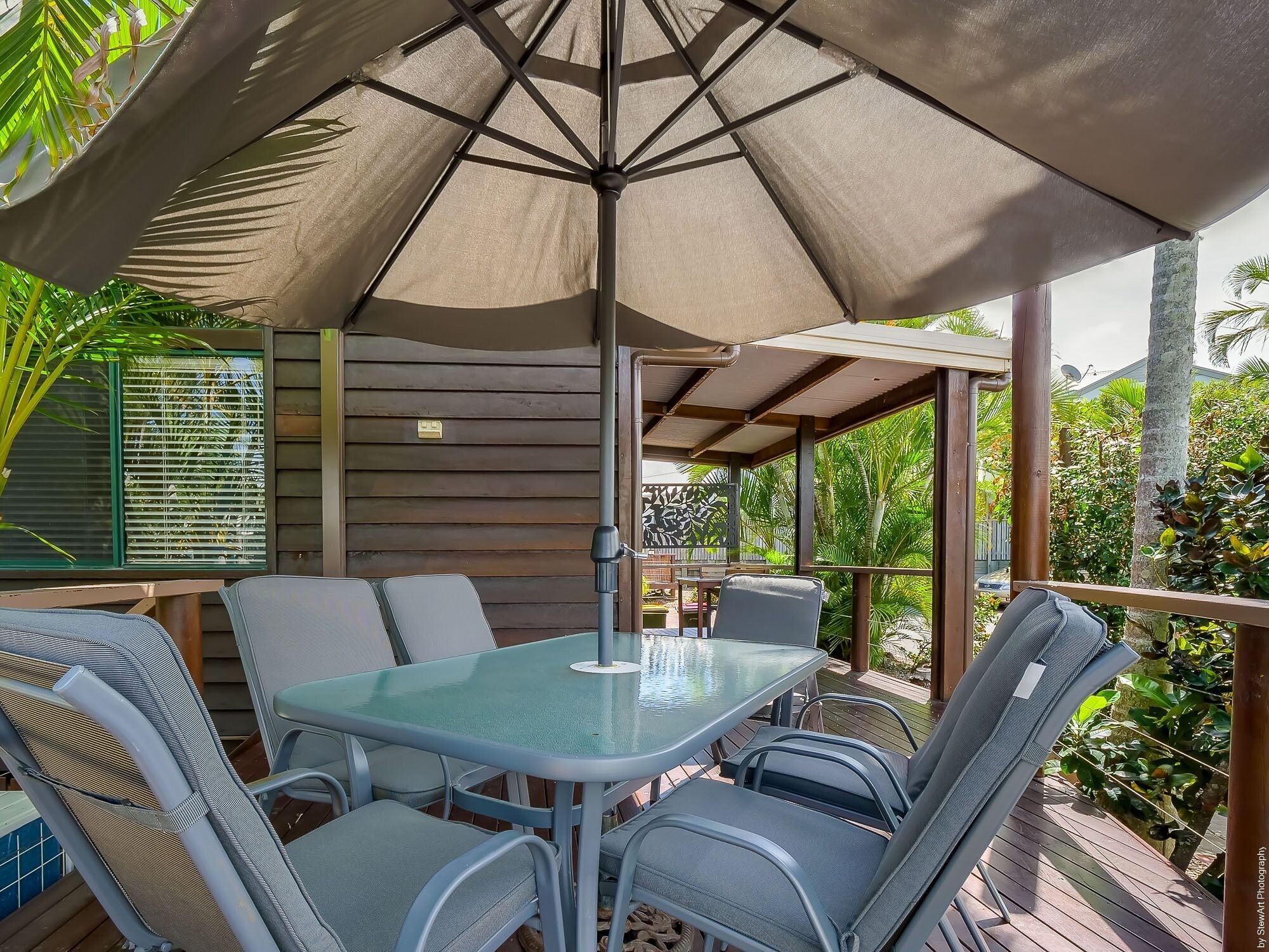 شرفة مرصوفة صورة