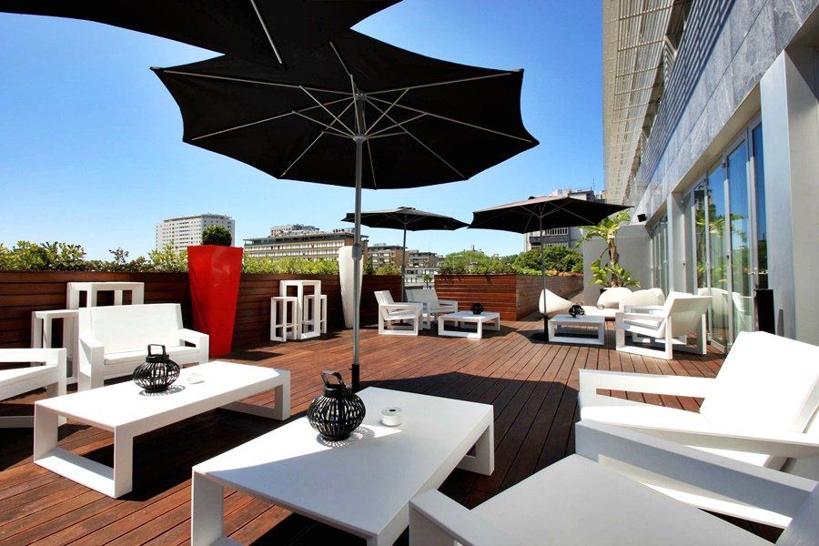 شرفة مرصوفة