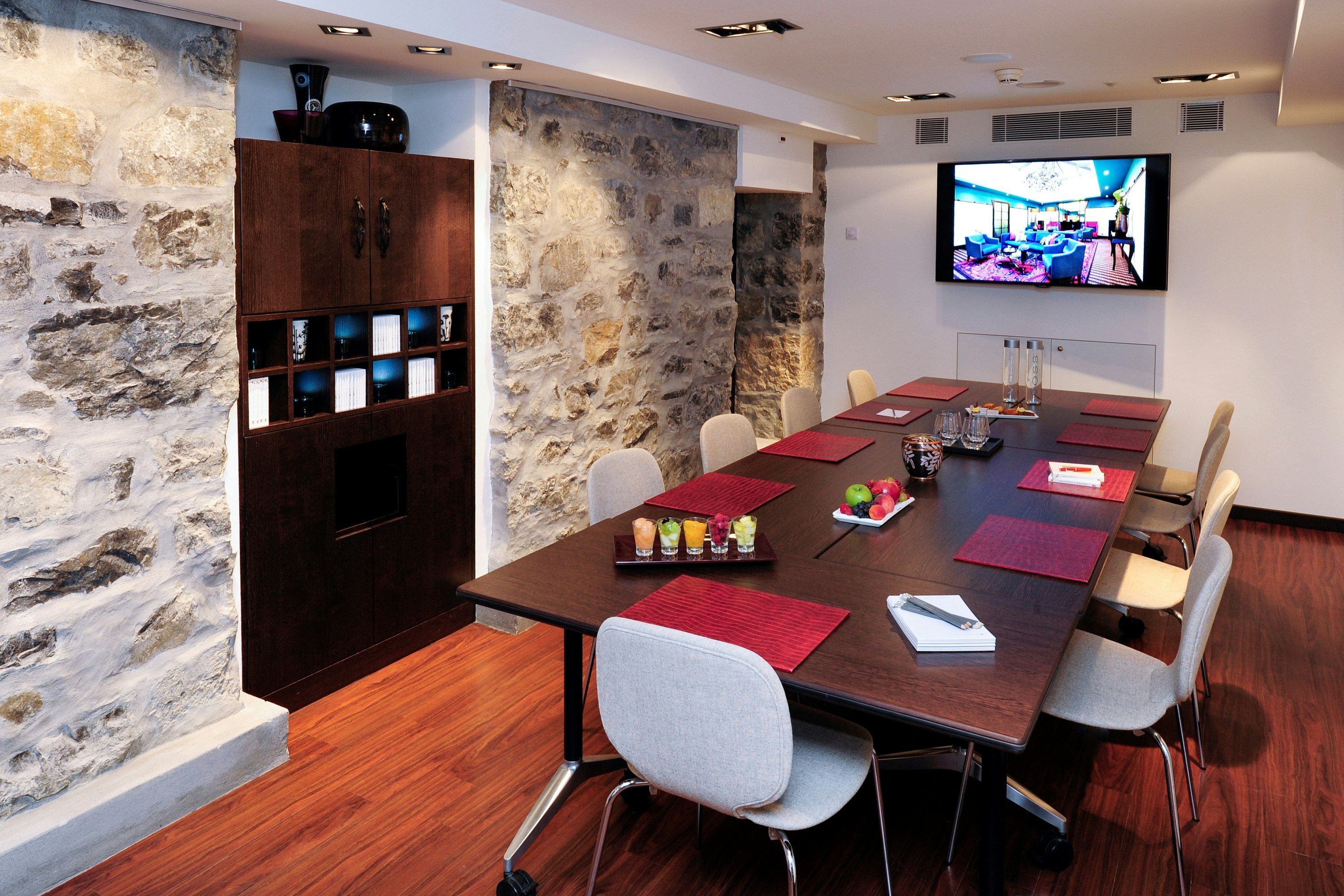 غرفة الاجتماعات