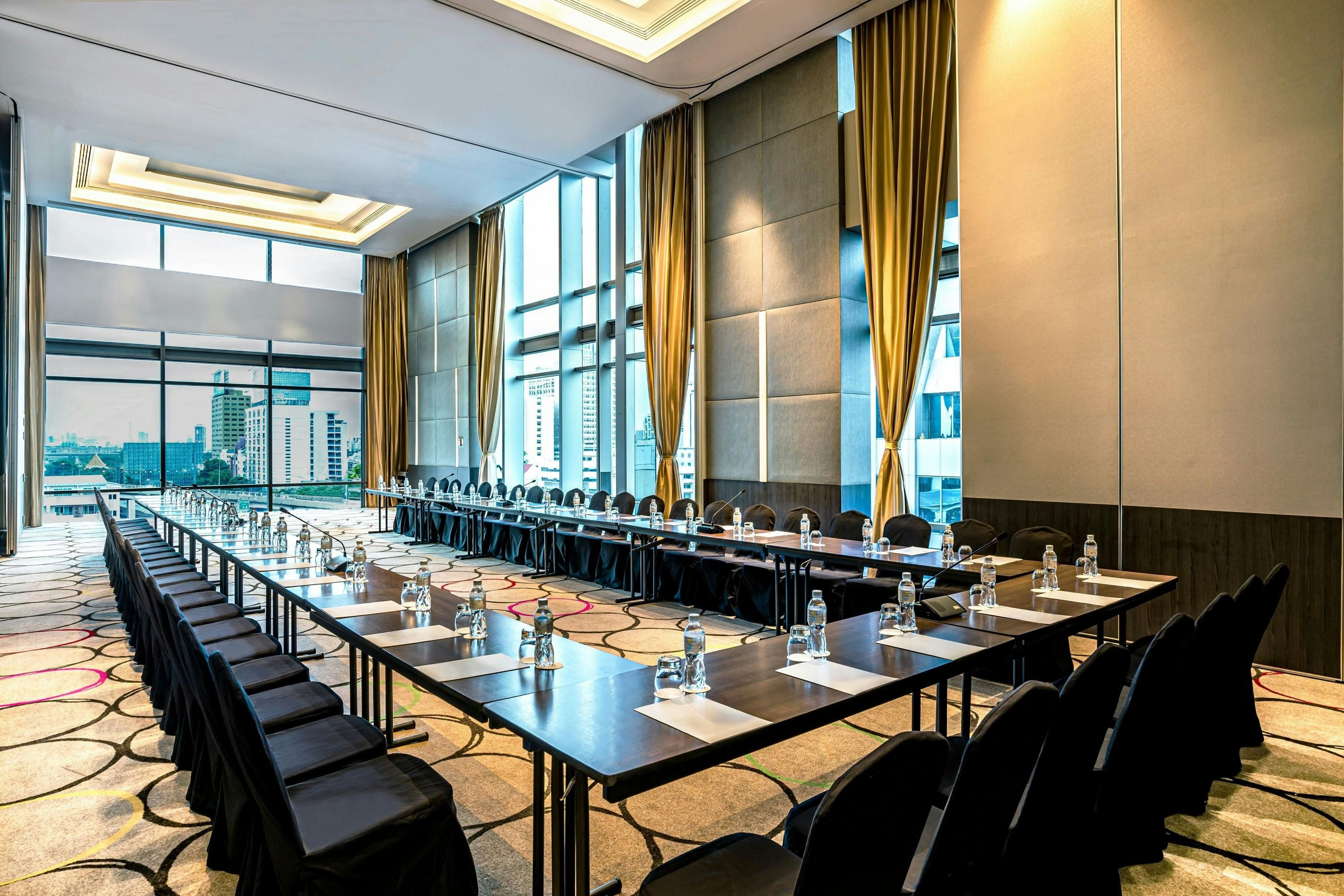 غرفة الاجتماعات